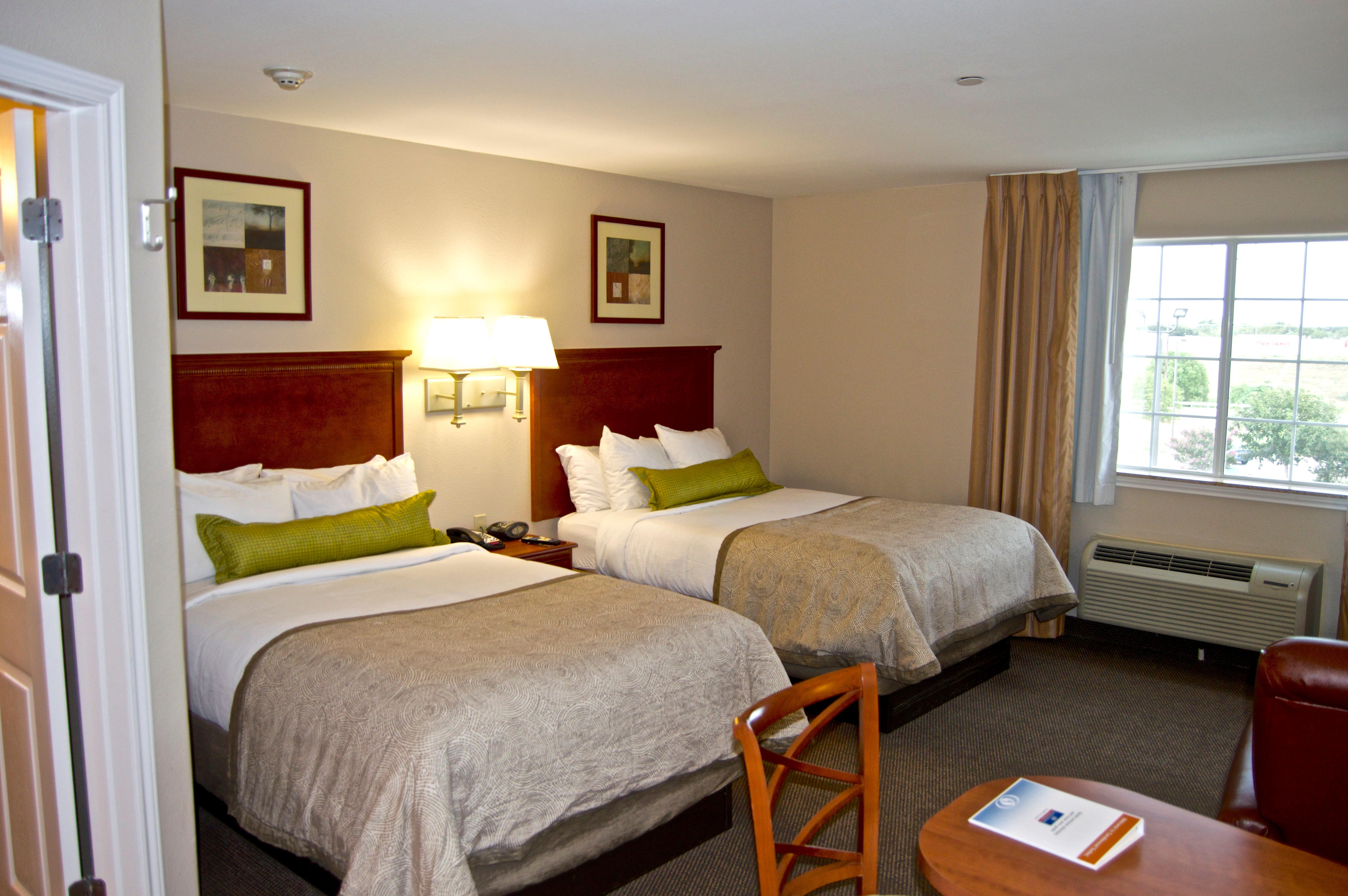 Candlewood Victoria By Ihg Екстер'єр фото