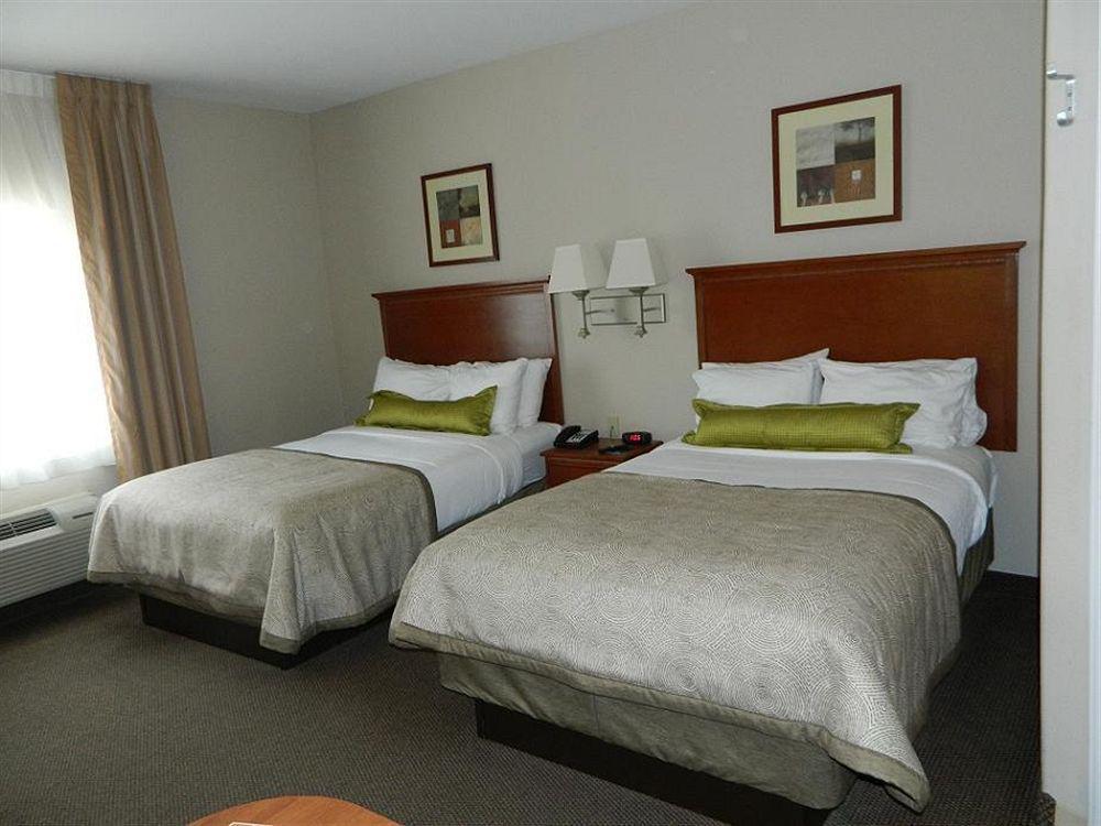 Candlewood Victoria By Ihg Екстер'єр фото